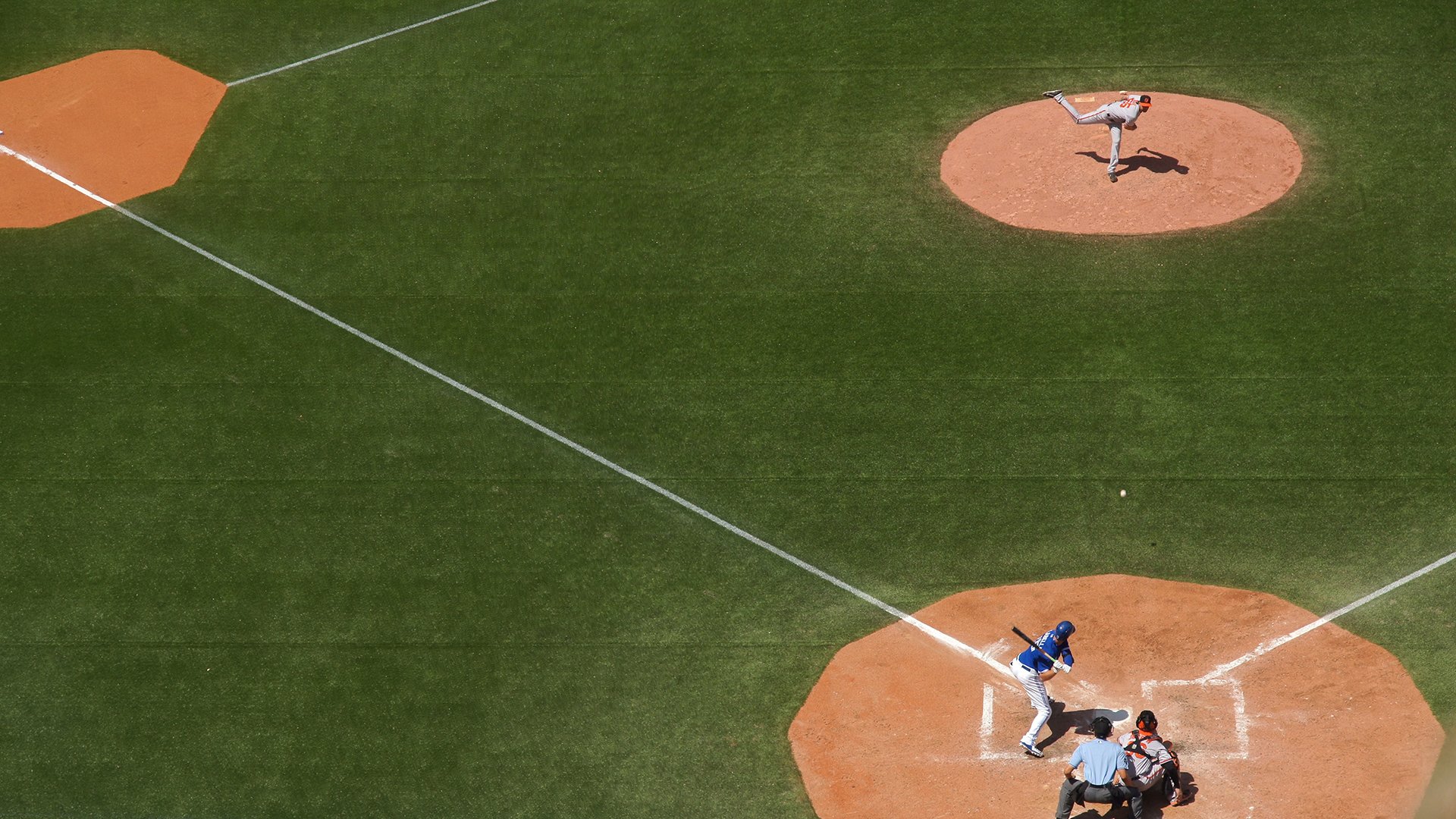 爱游戏app-篮板与黎明，足球世界的奇幻转折夜